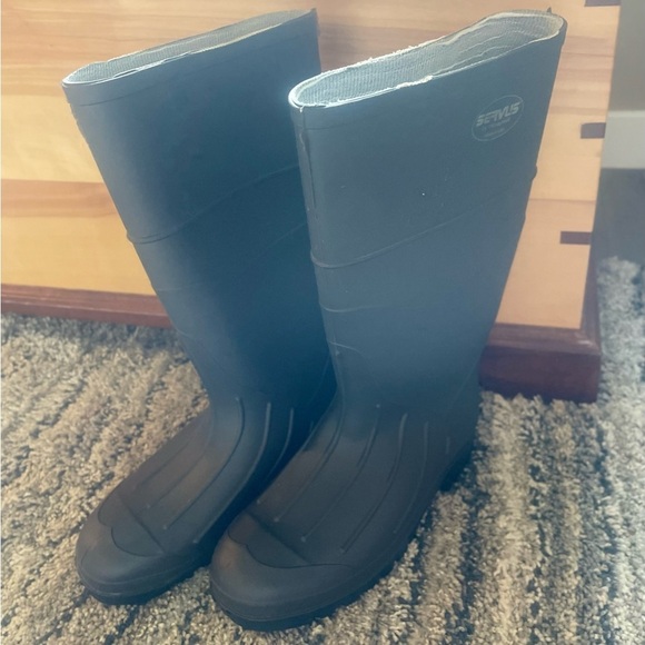 Rubber boots - women's size 7, brown/gray color.  Servus by Honeywell. NWT - Picture 1 of 7